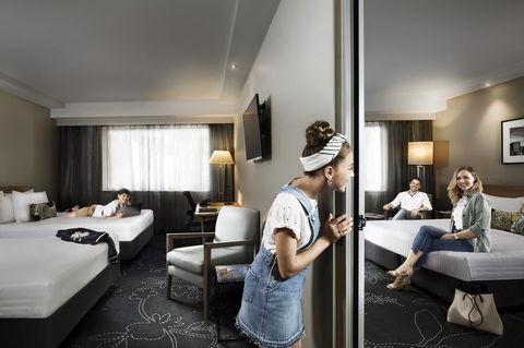 PARKROYAL Darling Harbour, Sydney - QLD Tourism 24