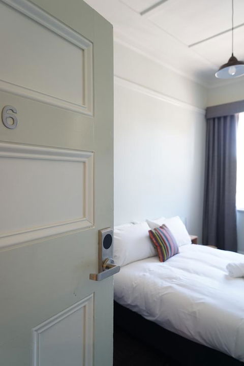 Rosehill Hotel - Queensland Tourism 1