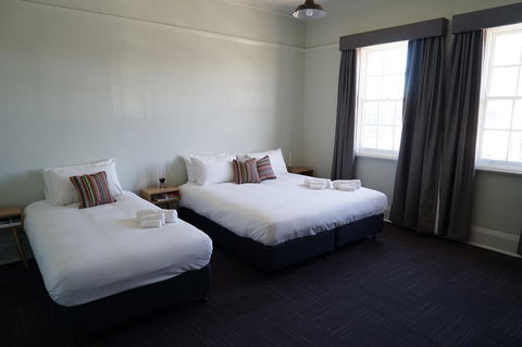 Rosehill Hotel - Queensland Tourism 0