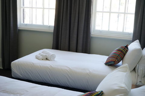 Rosehill Hotel - Queensland Tourism 7