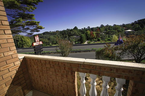 Rest Easy Motel - QLD Tourism 33