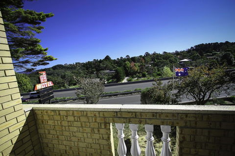 Rest Easy Motel - QLD Tourism 20