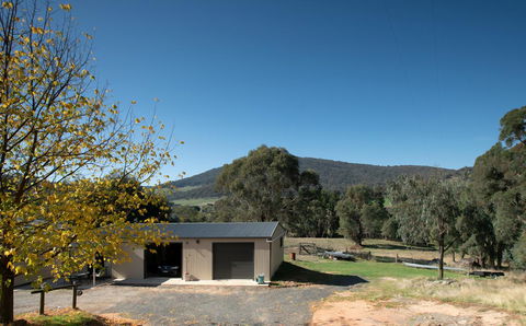 Pound Creek Gallery - QLD Tourism 13