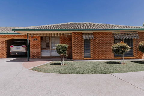 Central Wagga Self Catering Apartment - Queensland Tourism 2