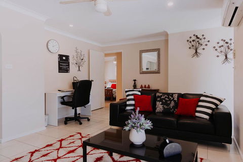 Central Wagga Self Catering Apartment - Queensland Tourism 0
