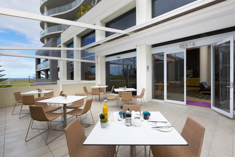 Sage Hotel Wollongong - QLD Tourism 31