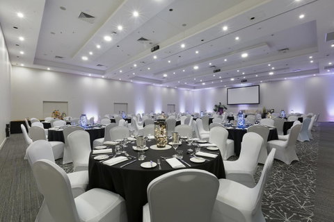 Sage Hotel Wollongong - QLD Tourism 26