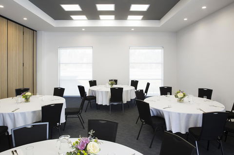 Mercure Newcastle Airport - Queensland Tourism 21