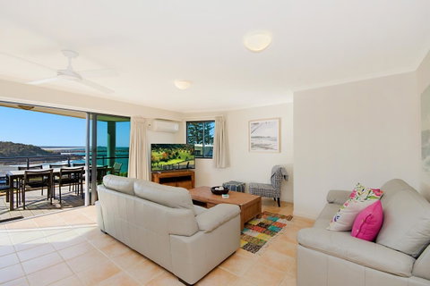 The Cove Yamba - QLD Tourism 11