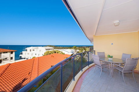 The Cove Yamba - QLD Tourism 5