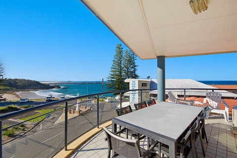 The Cove Yamba - QLD Tourism 10