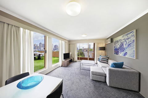 Adina Apartment Hotel Sydney Surry Hills - Queensland Tourism 12