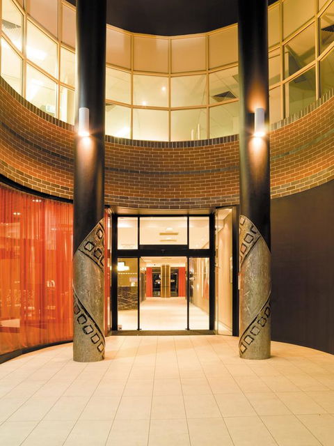 Adina Apartment Hotel Sydney Surry Hills - Queensland Tourism 3