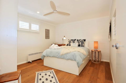 Jervis Bay Beach Shack I Pet Friendly - QLD Tourism 6
