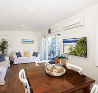 Jervis Bay Beach Shack - Pet Friendly - QLD Tourism