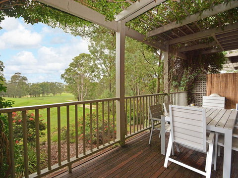 Villa 3br Margarita Villa Located Within Cypress Lakes Resort - QLD Tourism 0