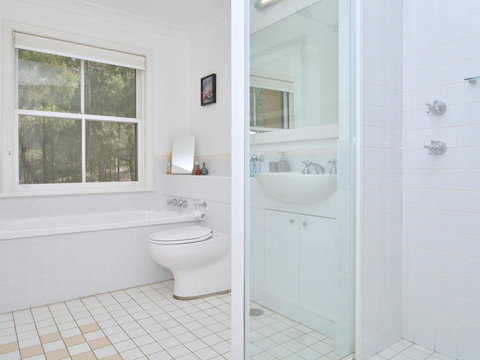 Villa 3br Margarita Villa Located Within Cypress Lakes Resort - QLD Tourism 7