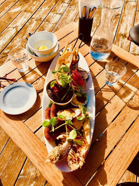Boathouse Resort (Water Front) - QLD Tourism 28