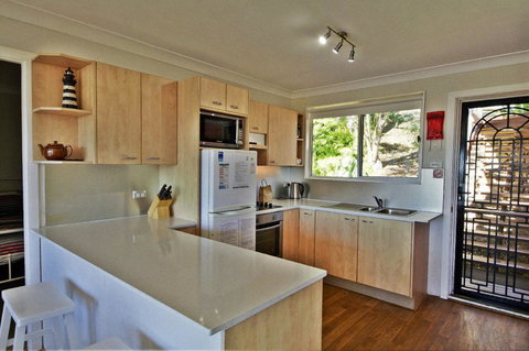 Coastwatch, 26 Comara Terrace - QLD Tourism 2