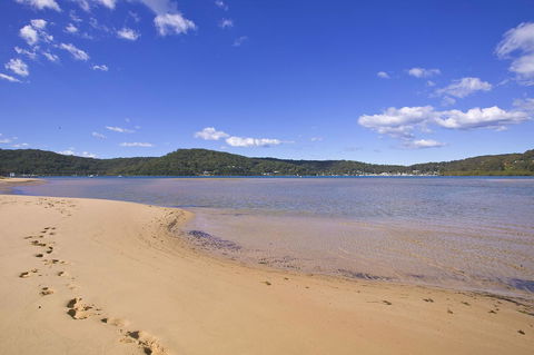 BookerBay Retreat! - QLD Tourism 0
