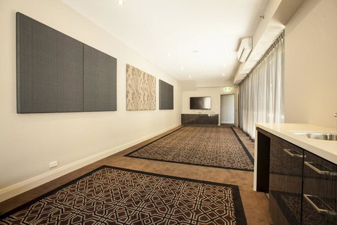 Avonmore On The Park Boutique Hotel - Queensland Tourism 38