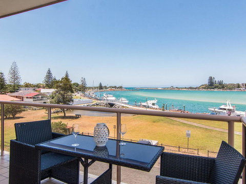 Shoreline 7 - QLD Tourism 0