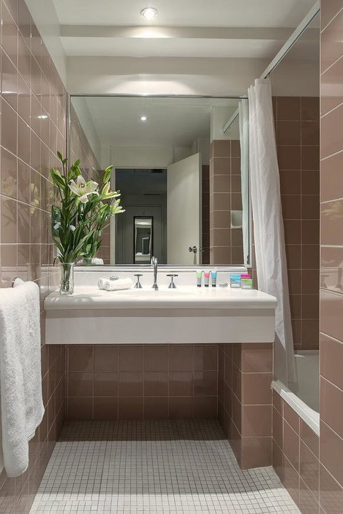 Macleay Hotel - QLD Tourism 15