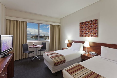 Macleay Hotel - QLD Tourism 7