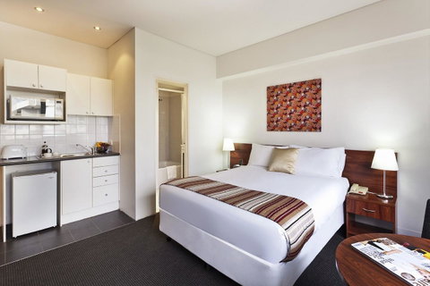 Macleay Hotel - QLD Tourism 6