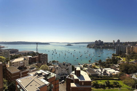 Macleay Hotel - QLD Tourism 21