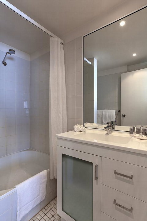 Macleay Hotel - QLD Tourism 14