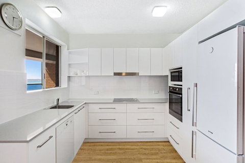 Victoria Parade, Kiah, Unit 10, 53 - QLD Tourism 5