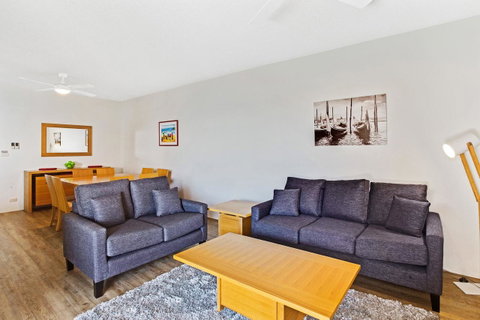 Victoria Parade, Kiah, Unit 10, 53 - QLD Tourism 3