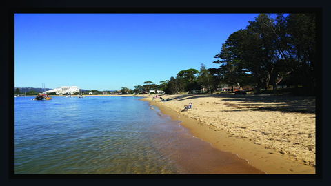 BASE Holidays - Ettalong Beach Premium Apartments - QLD Tourism 1