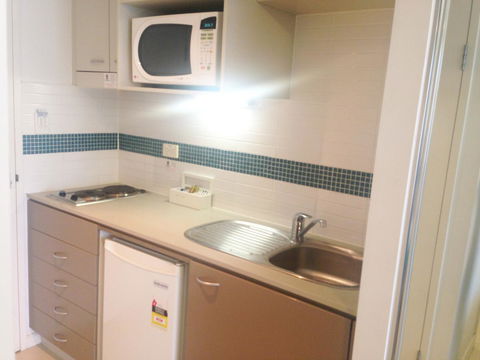 BASE Holidays - Ettalong Beach Premium Apartments - QLD Tourism 23
