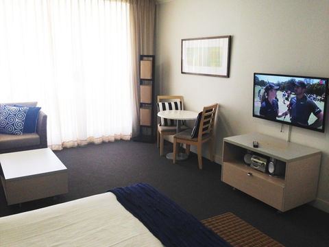 BASE Holidays - Ettalong Beach Premium Apartments - QLD Tourism 40