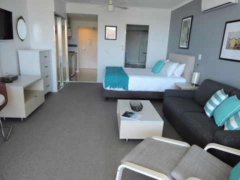 BASE Holidays - Ettalong Beach Premium Apartments - QLD Tourism 18