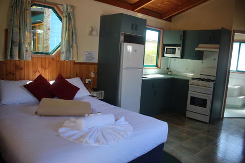 Lani\'s Holiday Island - QLD Tourism 10