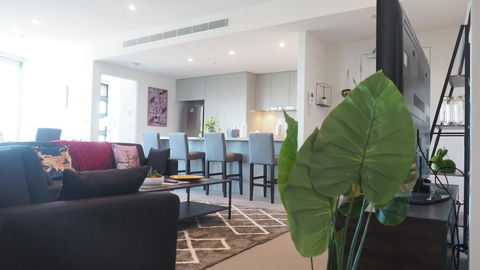 SkyGarden Sydney Olympic Park 3 & 4 Bedroom City View - Queensland Tourism 10