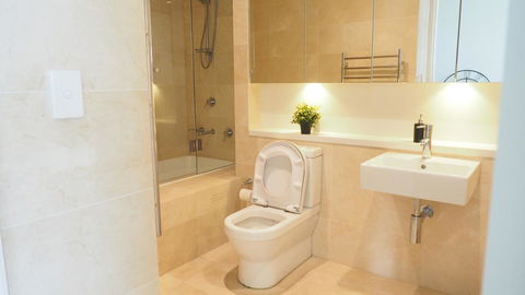 SkyGarden Sydney Olympic Park 3 & 4 Bedroom City View - Queensland Tourism 6