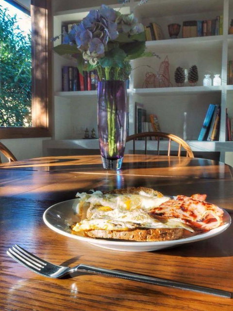 Lark Cottage - QLD Tourism 1