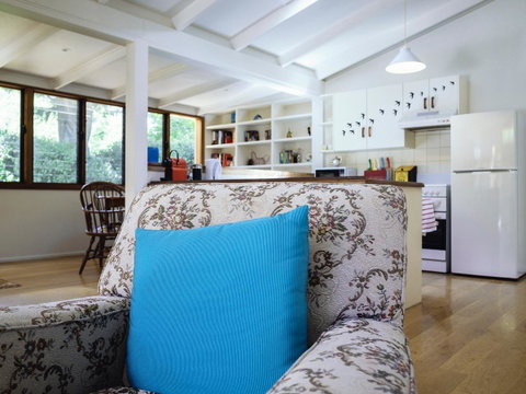 Lark Cottage - QLD Tourism 22