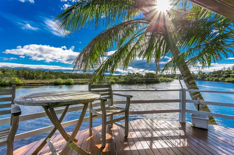 A Beach House At Byron - QLD Tourism 2