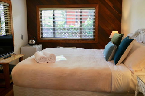 A Beach House At Byron - QLD Tourism 41