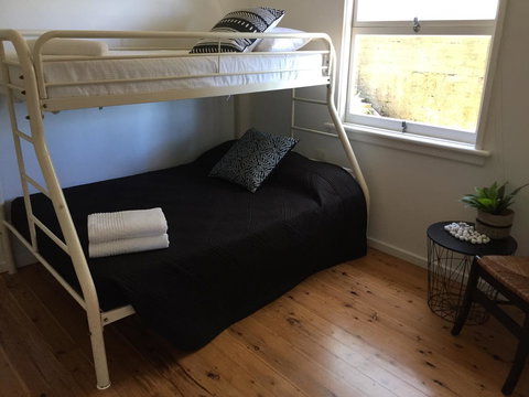 Swan Bay Hideaway - QLD Tourism 8