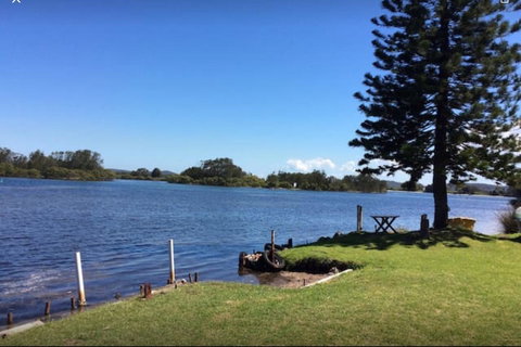 Swan Bay Hideaway - QLD Tourism 13