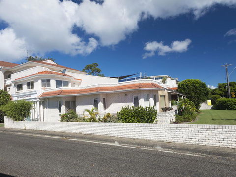2 The Breckenridge - QLD Tourism 4