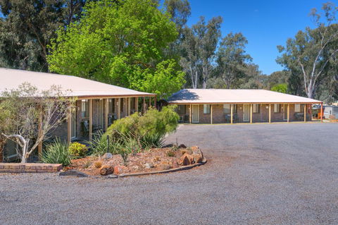 Corowa Bindaree Holiday Park - Queensland Tourism 9