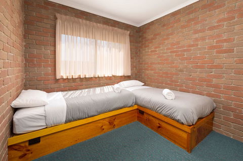 Corowa Bindaree Holiday Park - Queensland Tourism 11