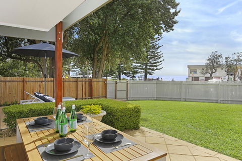 The Beach House North Wollongong - Queensland Tourism 8